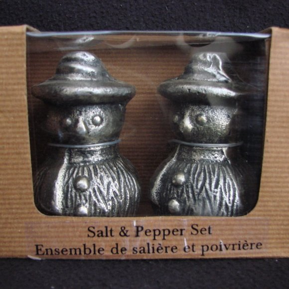 Snowmen Salt and Pepper Shakers ~ NWT ~ New In Box - Picture 2 of 6